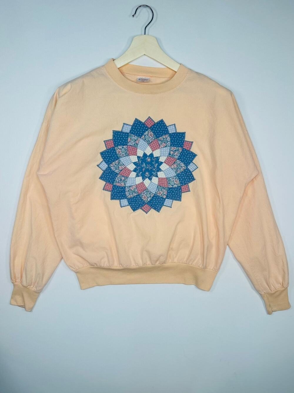 Vintage 1980’s Quitman Crewneck Sweatshirt with Quilt Medallion Piece Size MD